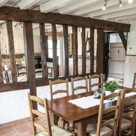 House Lacassagne 1 بيت للعطل Benquet